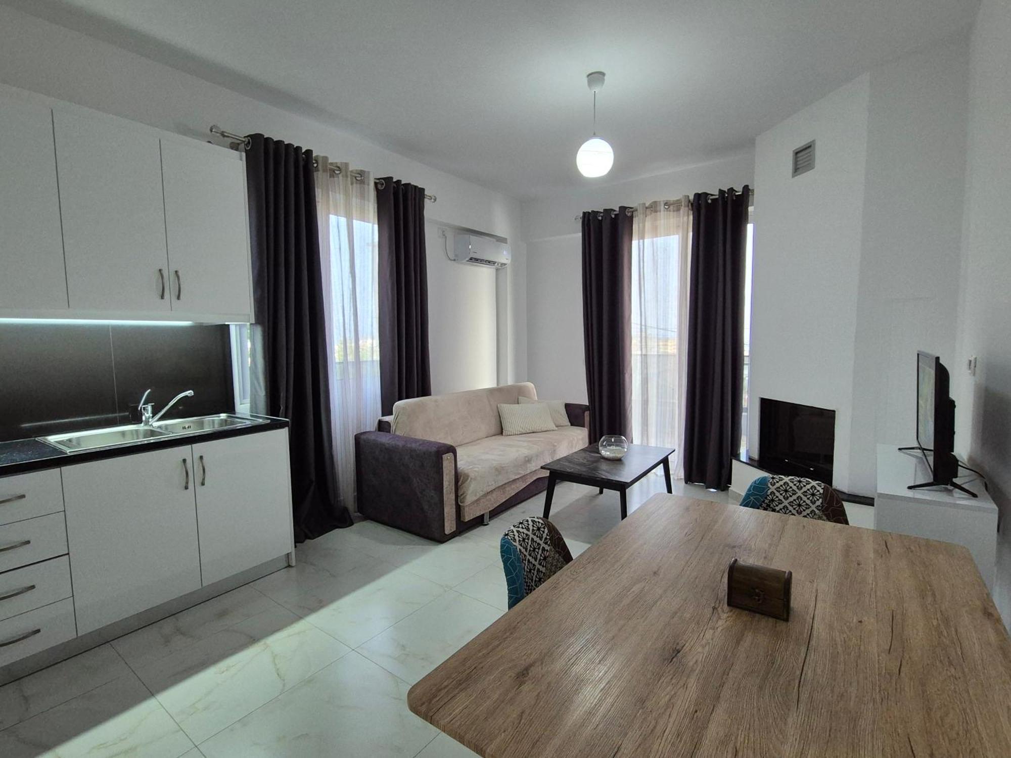 Flore Rooms Саранда Екстер'єр фото
